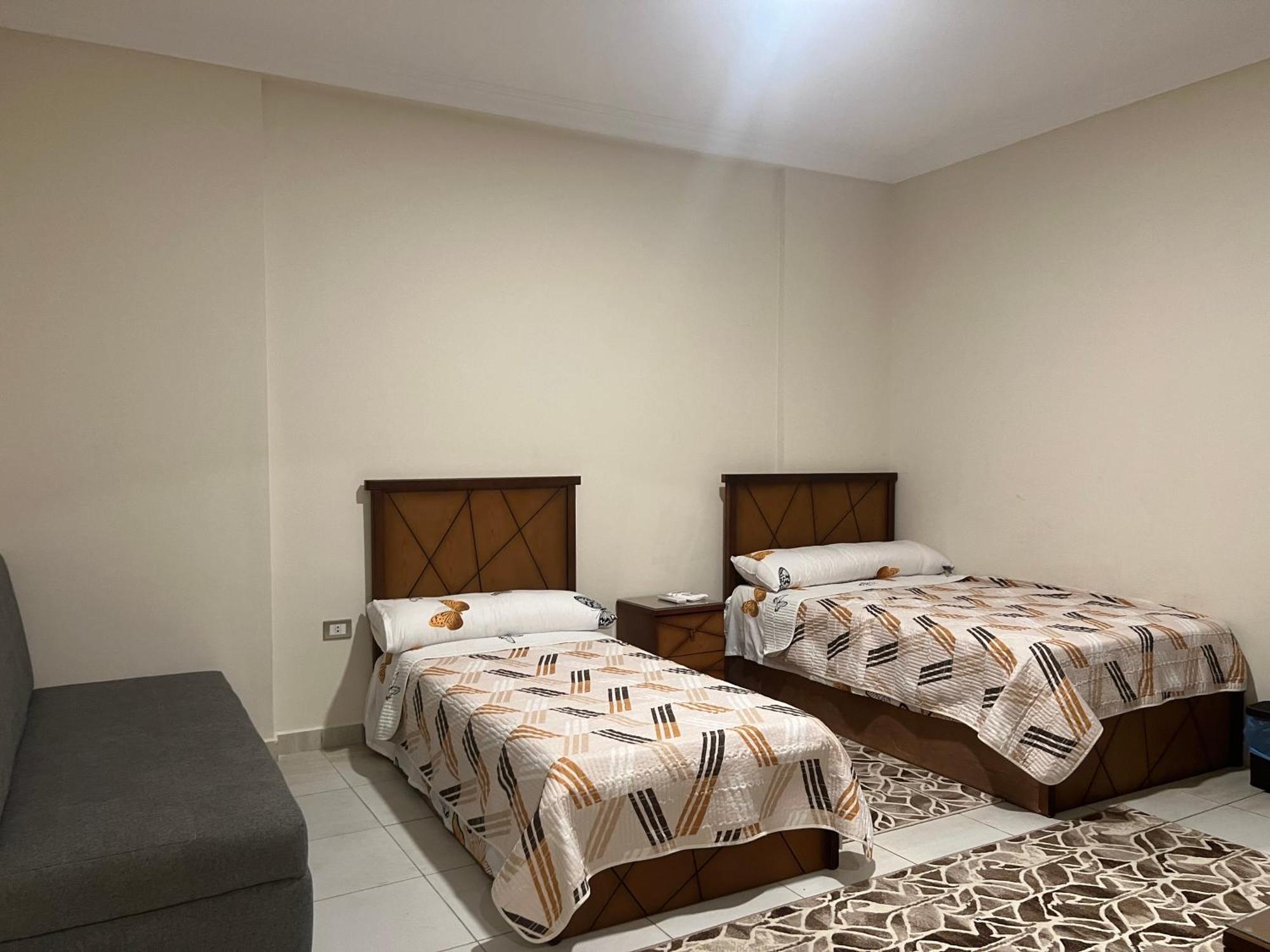 Luxury Apartments Beside Mall Of Arabia And Dar Al-Fouad Hospital - Families Only- No Alcoholic Beverages 6th of October City 外观 照片